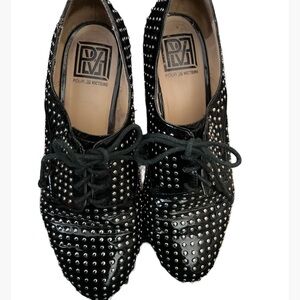 Pour La Victoire Radley Black Patent Studded Oxford Shoes size 6 M!